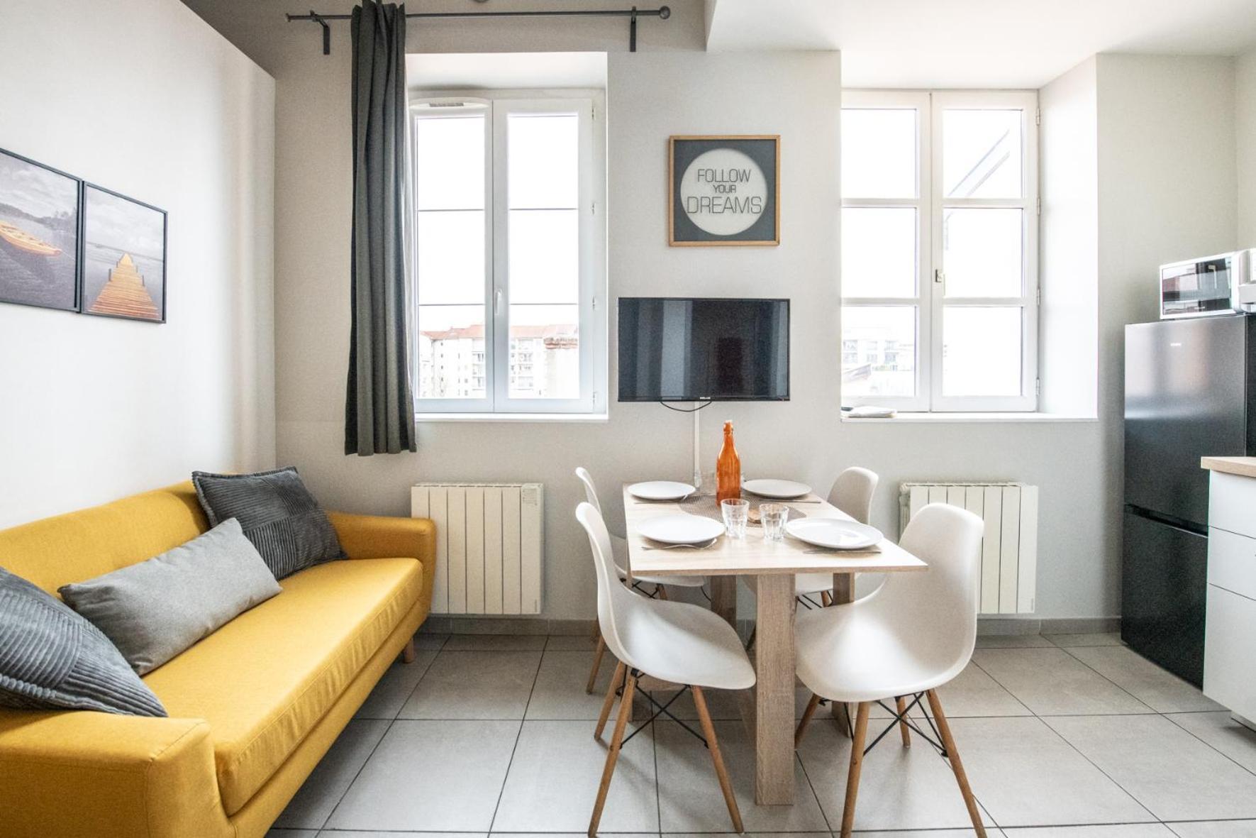 Duplex Scandinave A Cosy Et Calme - Lyon Part-Dieu Exterior foto